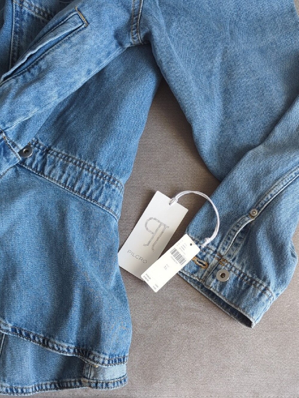 NWT🔖Anthropologie Denim Peplum waist Trucker Jacket Blue - Picture 3 of 4